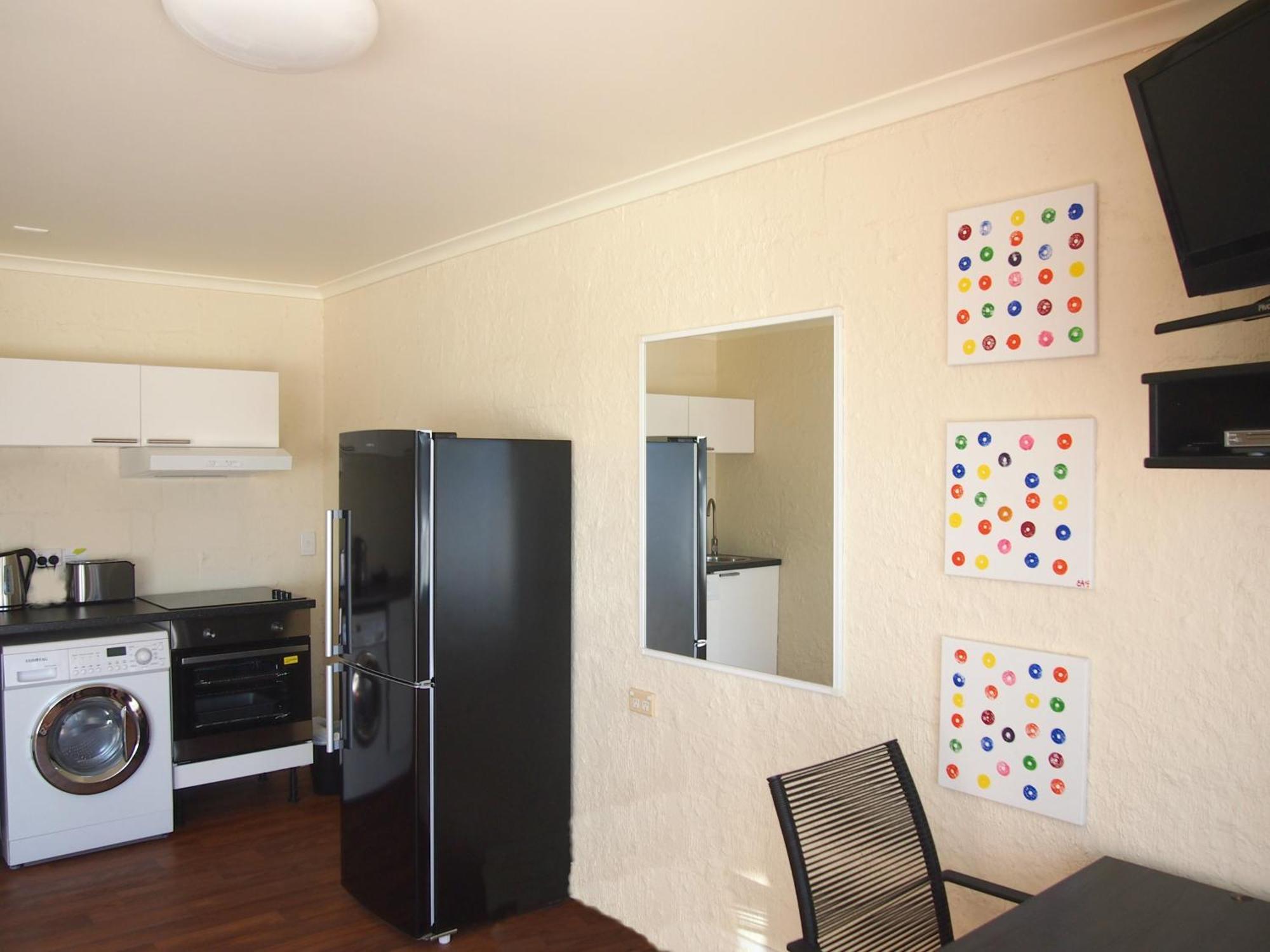 Siesta Central Apartments Sale Oda fotoğraf